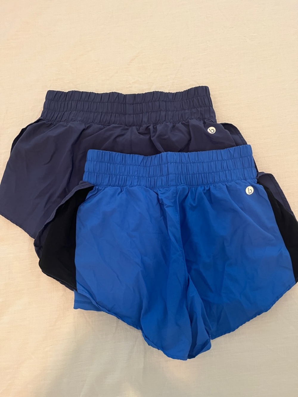 COTTON ON BODY - Retro workout shorts bundle !!